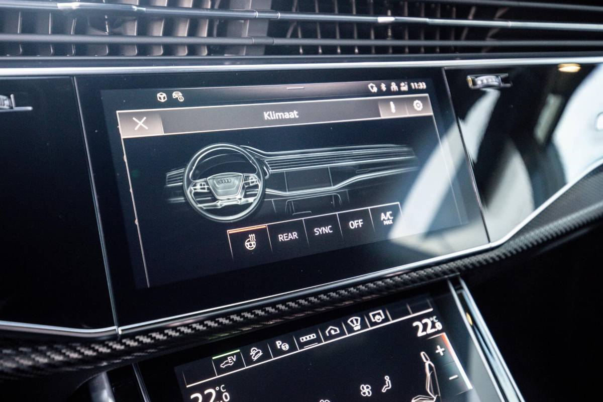 Audi Q8 Audi Q8 60 TFSI e Competition 490pk, Carbon, Full-options 2025