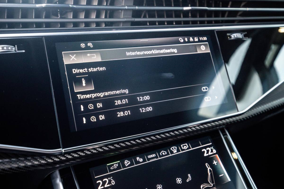 Audi Q8 Audi Q8 60 TFSI e Competition 490pk, Carbon, Full-options 2025