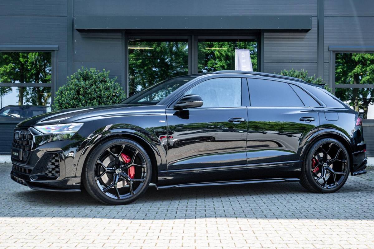 Audi Q8 Audi Q8 60 TFSI e Competition 490pk, Carbon, Full-options 2025