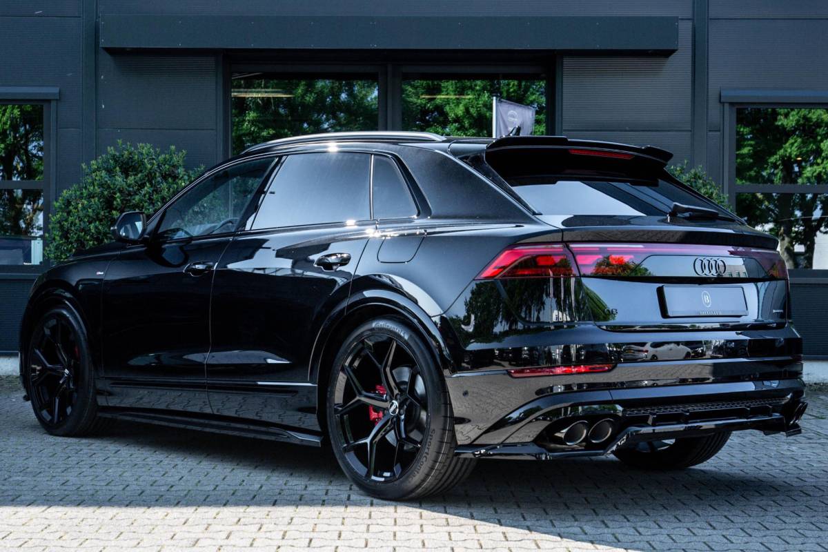 Audi Q8 Audi Q8 60 TFSI e Competition 490pk, Carbon, Full-options 2025