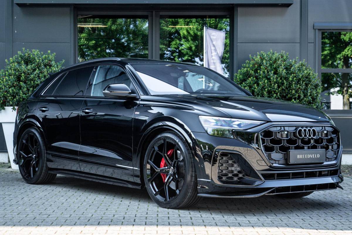 Audi Q8 Audi Q8 60 TFSI e Competition 490pk, Carbon, Full-options 2025