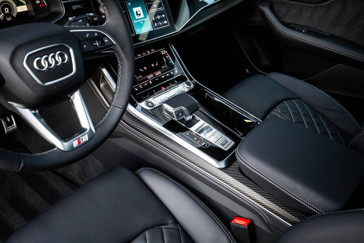 Audi Q8 Audi Q8 60 TFSI e Competition 490pk, Carbon, Full-options 2025