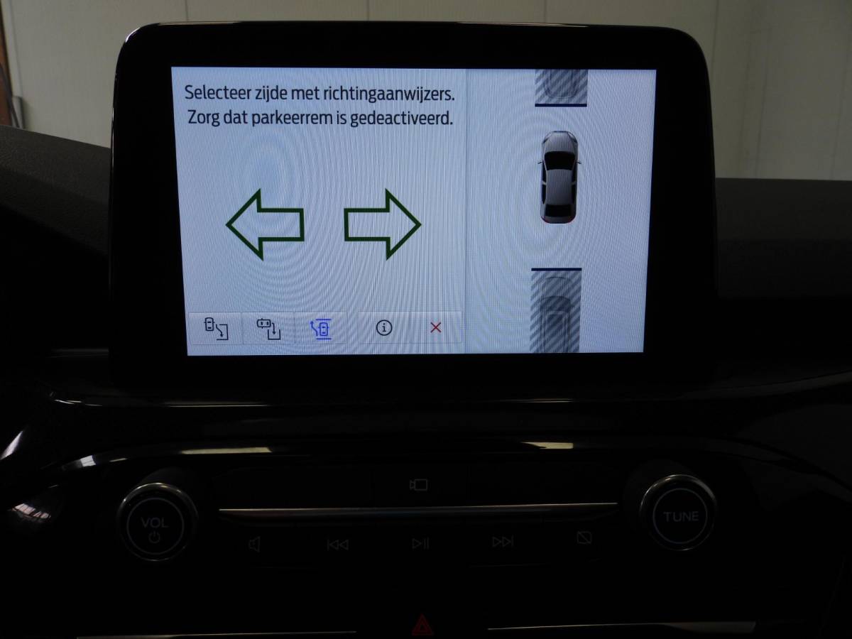 Ford Kuga Ford Kuga 2.5 PHEV Plug-In ST-Line X NAVI/SCHUIFDAK/HEAD-UP/B&O/LED/19″LMV!