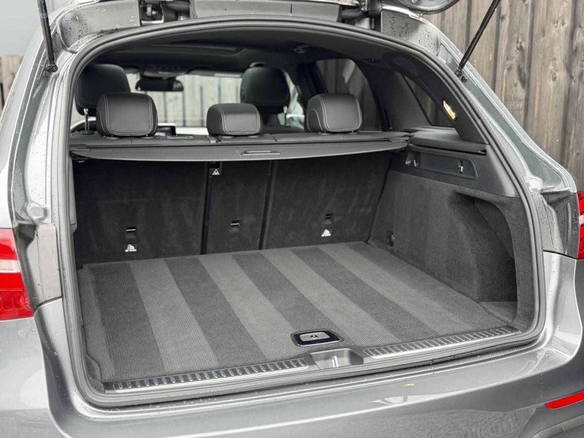 Mercedes-Benz GLC Mercedes GLC-klasse 250 4MATIC Premium 1e eigenaar| Trekhaak