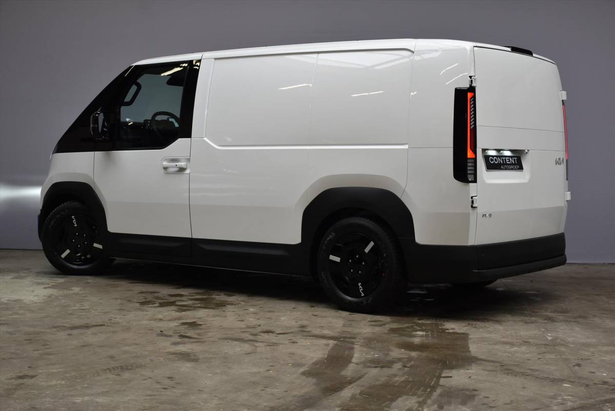 Kia PV5 Kia Pv5 Cargo 71,2 kWh 163pk L2H1 Plus