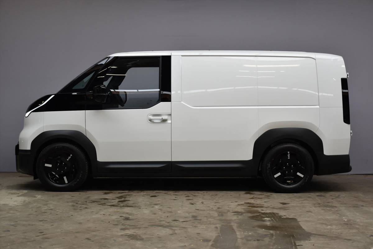Kia PV5 Kia Pv5 Cargo 71,2 kWh 163pk L2H1 Plus