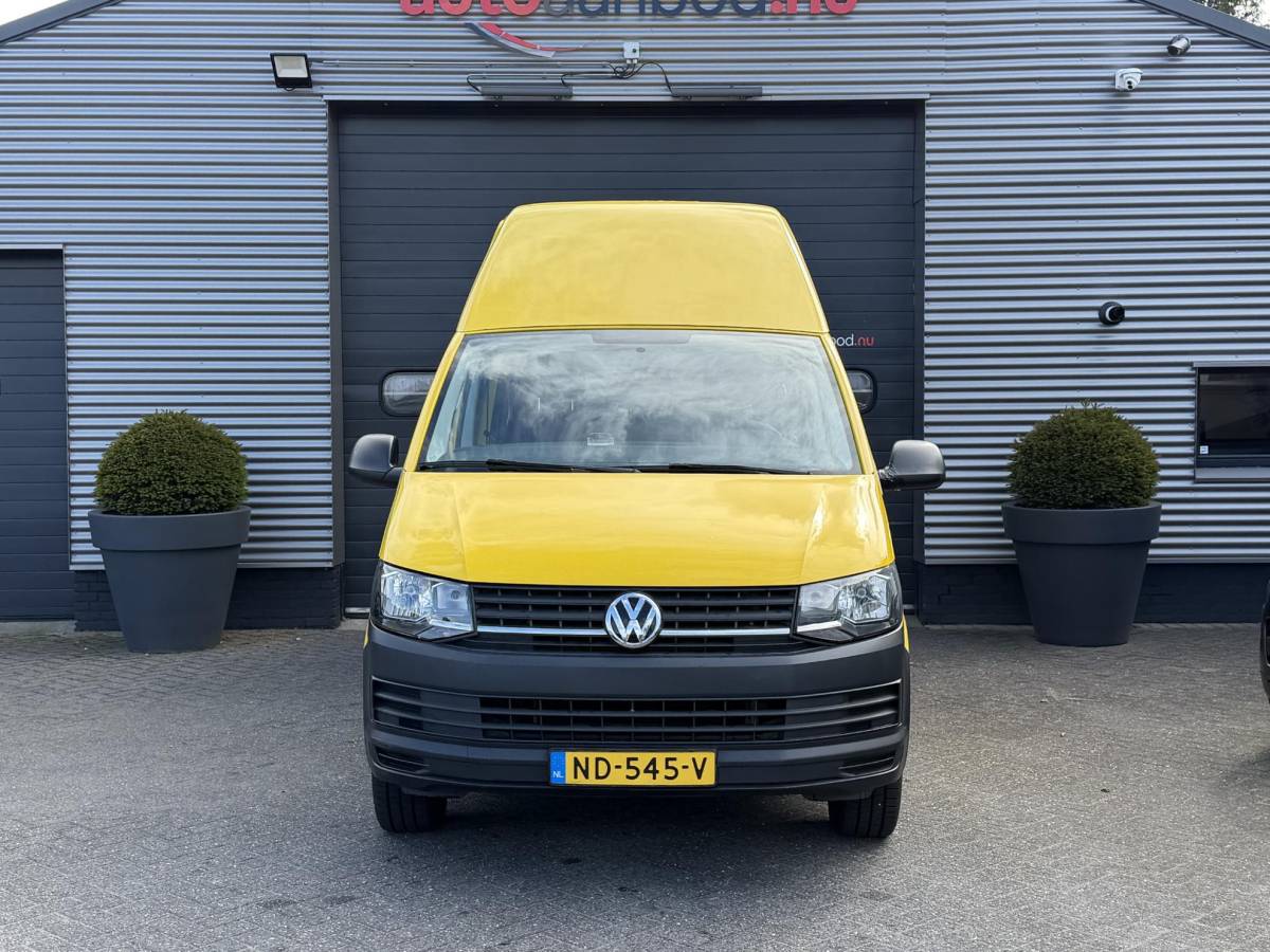 Volkswagen Transporter Volkswagen Transporter Kombi 2.0 TDI L2H3 Highline | Navigatie | DAB | Parkeersensoren |