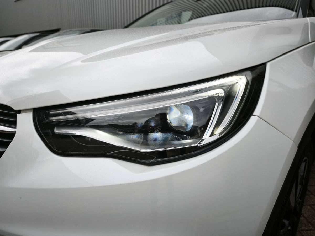 Opel Grandland X Opel Grandland X 1.2 Turbo Ultimate Automaat Navigatie Camera Denon-Audio Dodehoek Stoelverwarming Voor+Achter Volle Auto