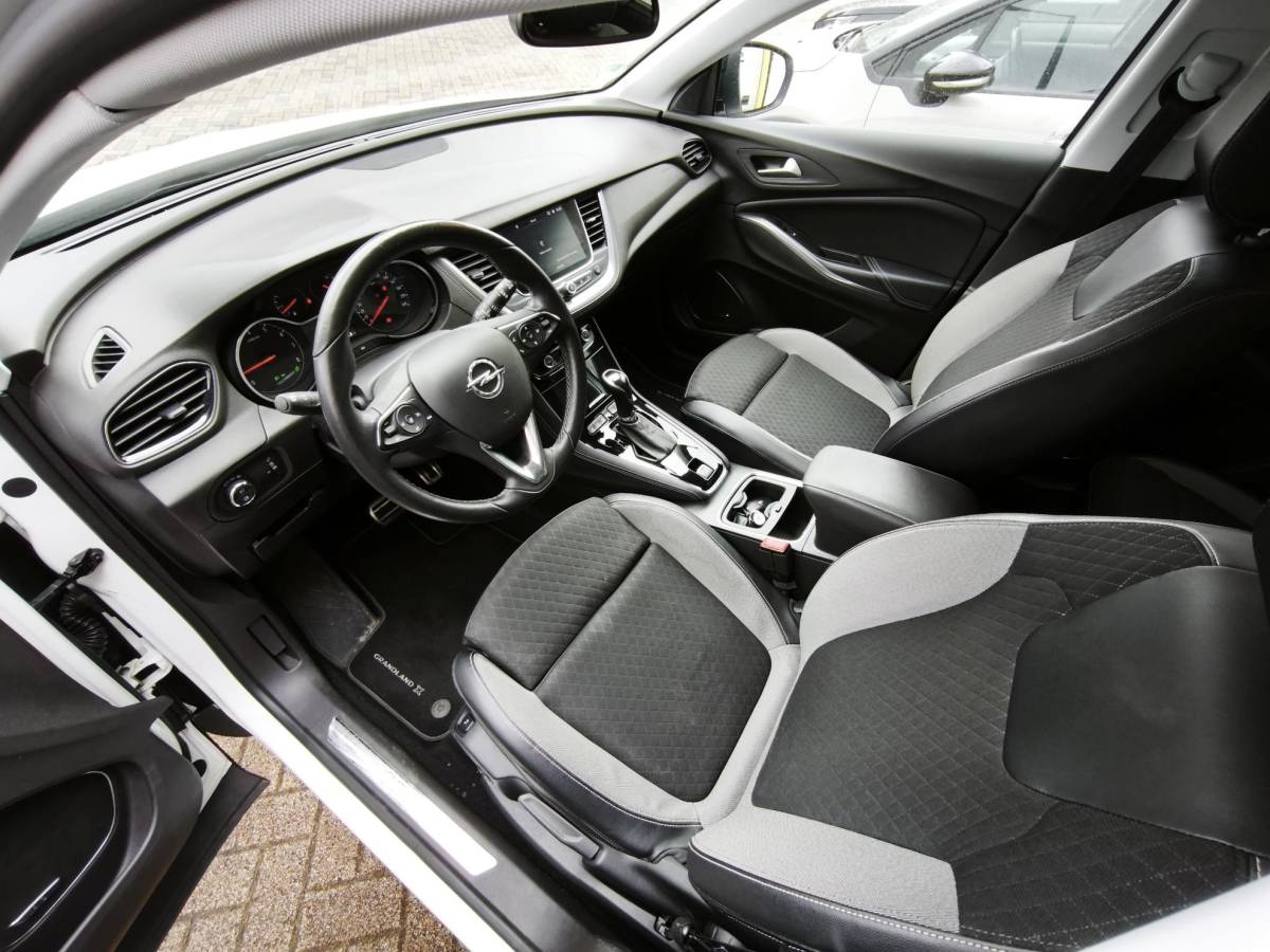 Opel Grandland X Opel Grandland X 1.2 Turbo Ultimate Automaat Navigatie Camera Denon-Audio Dodehoek Stoelverwarming Voor+Achter Volle Auto