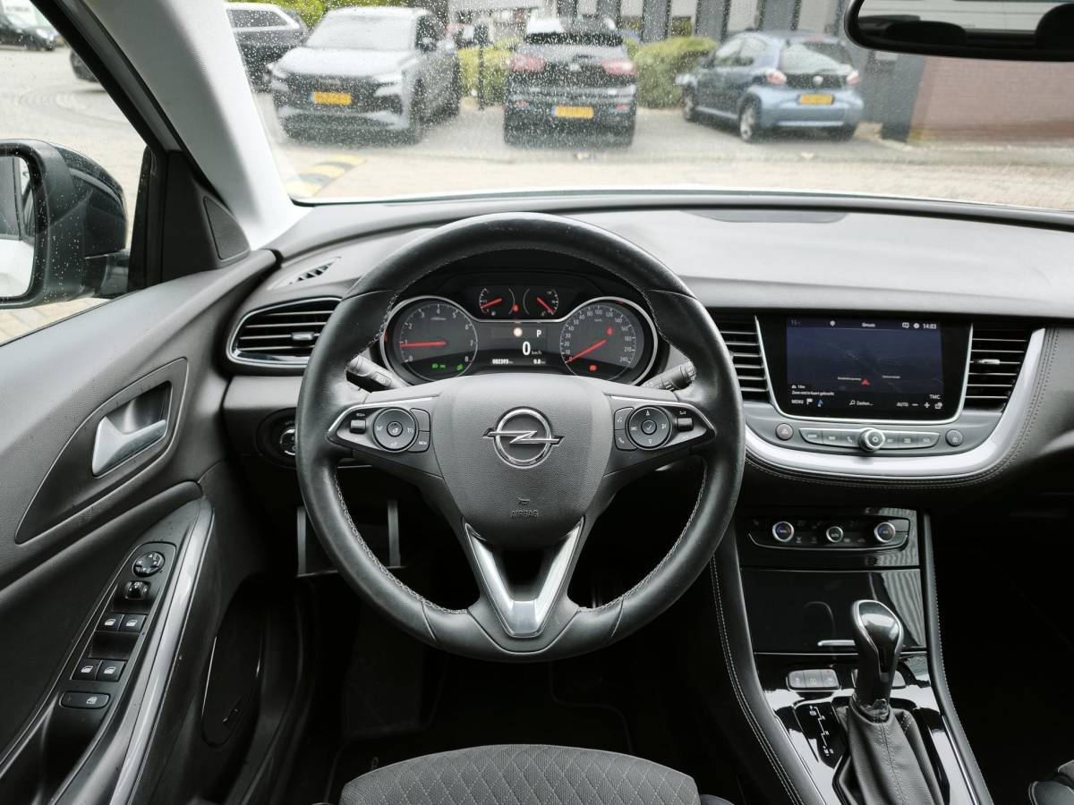 Opel Grandland X Opel Grandland X 1.2 Turbo Ultimate Automaat Navigatie Camera Denon-Audio Dodehoek Stoelverwarming Voor+Achter Volle Auto