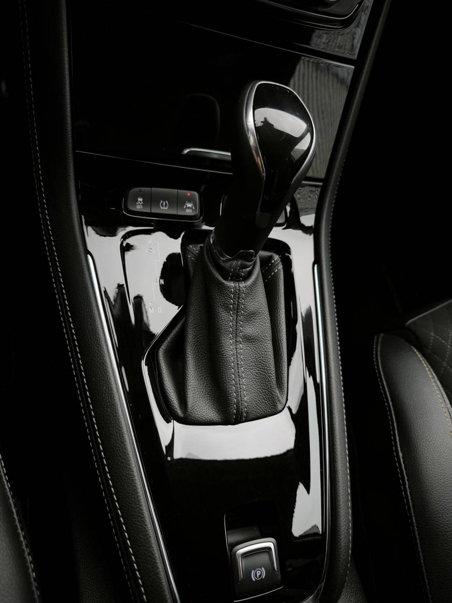 Opel Grandland X Opel Grandland X 1.2 Turbo Ultimate Automaat Navigatie Camera Denon-Audio Dodehoek Stoelverwarming Voor+Achter Volle Auto