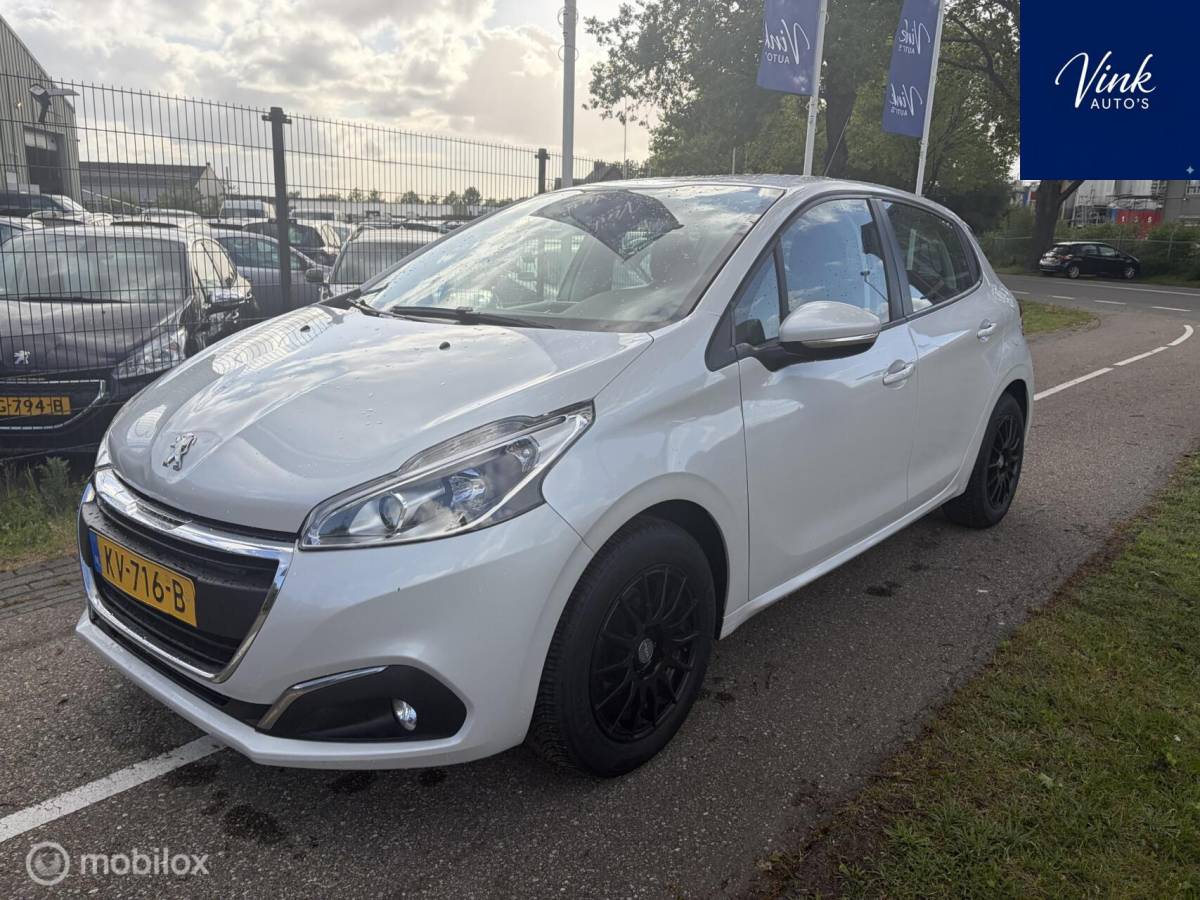 Peugeot 208 Peugeot 208 1.2 PureTech Blue Lion | NAV | LM Velgen | 5 Deurs | APK 5-2027