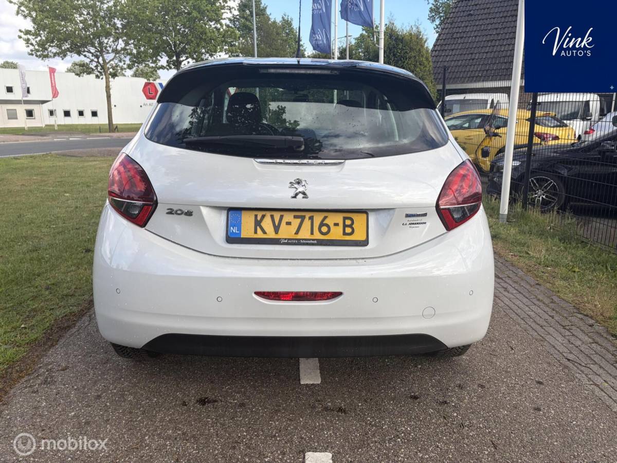 Peugeot 208 Peugeot 208 1.2 PureTech Blue Lion | NAV | LM Velgen | 5 Deurs | APK 5-2027