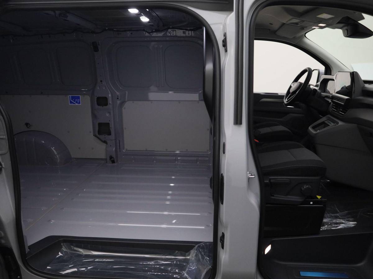 Volkswagen e-Transporter Volkswagen Bedrijfswagens e-Transporter Bestelwagen Bulli 64kWh 286pk L2 700168