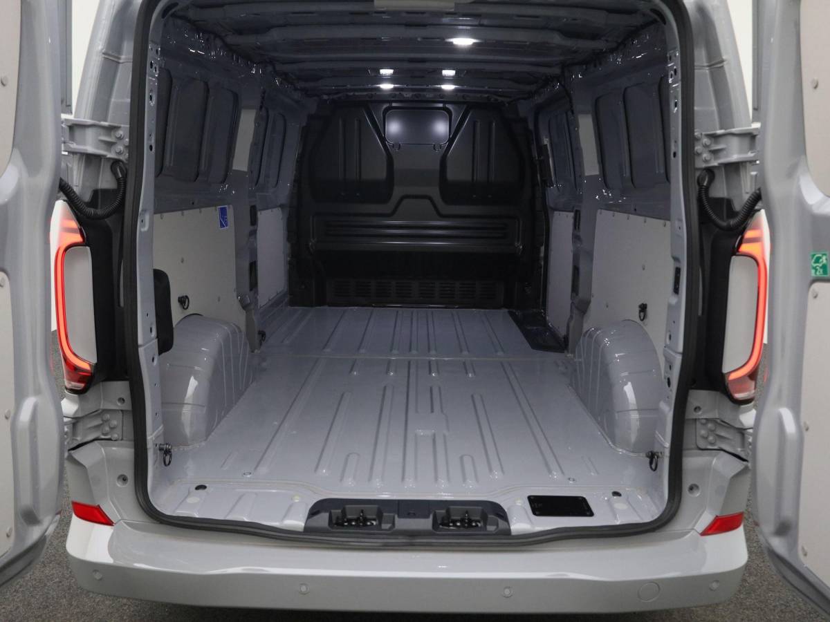 Volkswagen e-Transporter Volkswagen Bedrijfswagens e-Transporter Bestelwagen Bulli 64kWh 286pk L2 700168