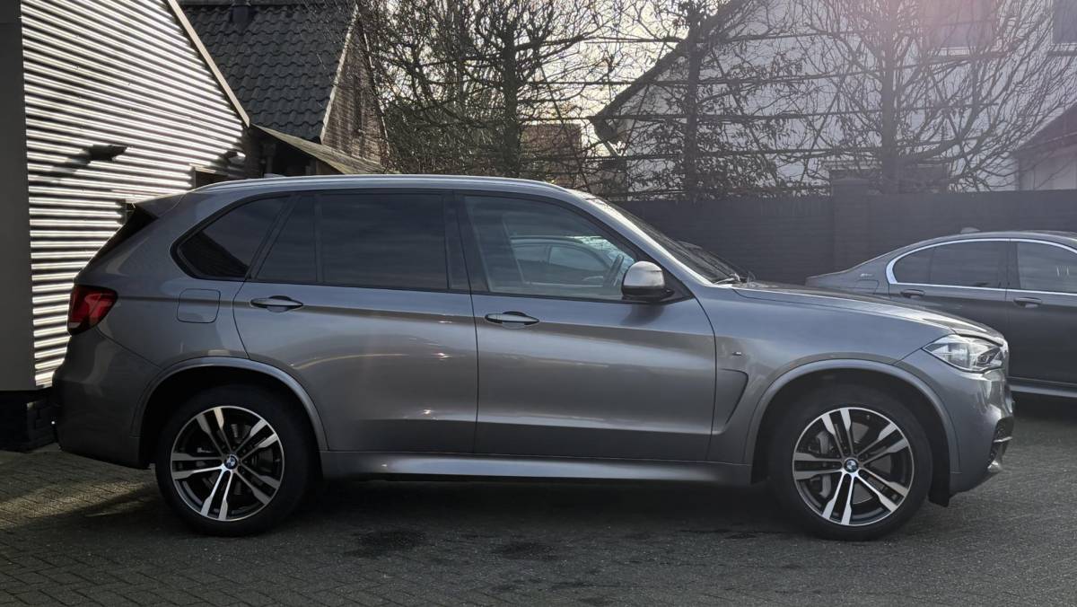 BMW X5 BMW X5 M50d | Panoramadak | Head-Up Display | Camera | Harmon Kardon | Elektrische Achterklep |