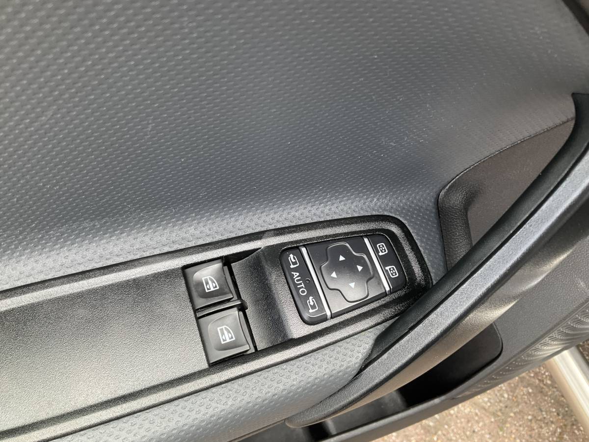 Mercedes-Benz Citan Mercedes-Benz Citan 112 CDI L1 Pro Carplay Stoelverw. Led Trekhaak(1500kg)