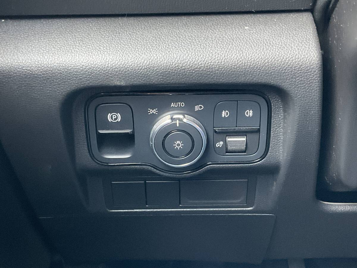 Mercedes-Benz Citan Mercedes-Benz Citan 112 CDI L1 Pro Carplay Stoelverw. Led Trekhaak(1500kg)