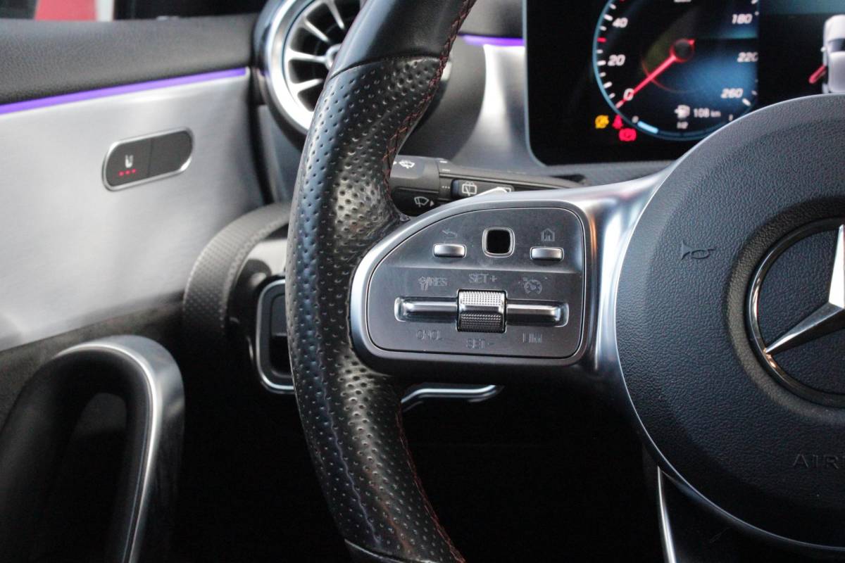 Mercedes-Benz A-Klasse Mercedes-Benz A-klasse 220 190PK AUTOMAAT BUSINESS SOLUTION AMG | PANORAMA SCHUIF/KANTEL DAK | SFEER VERLICHTING VOOR + ACHTER | STOEL VERWARMING OP BEIDE VOORSTOELEN | MULTIBEAM LED KOPLAMPEN | ACHTERUITRIJ CAMERA | APPLE CARPLAY/ANDROID AUTO | NAVIGATIE | CRUISE CONTROL | NIGHT PAKKET | VERKEERSLICHTEN WEERGAVE | 17″ LICHTMETALEN VELGEN AMG | HEMELBEKLEDING ZWART | MBUX MULTIMEDIA SYSTEEM | SPORTSTOELEN | PARKEERSENSOREN VOOR + ACHTER | DRAADLOZE TELEFOONLADER |