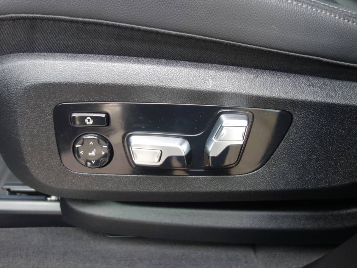 BMW  BMW X7 xDrive 30D VAN High Executive Pano.dak Leer Trekhaak Grijskenteken