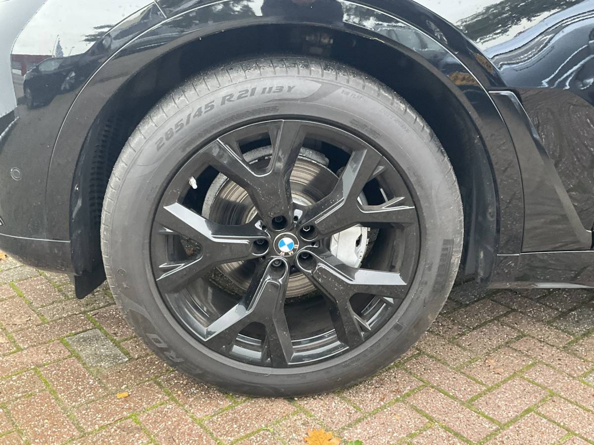 BMW  BMW X7 xDrive 30D VAN High Executive Pano.dak Leer Trekhaak Grijskenteken