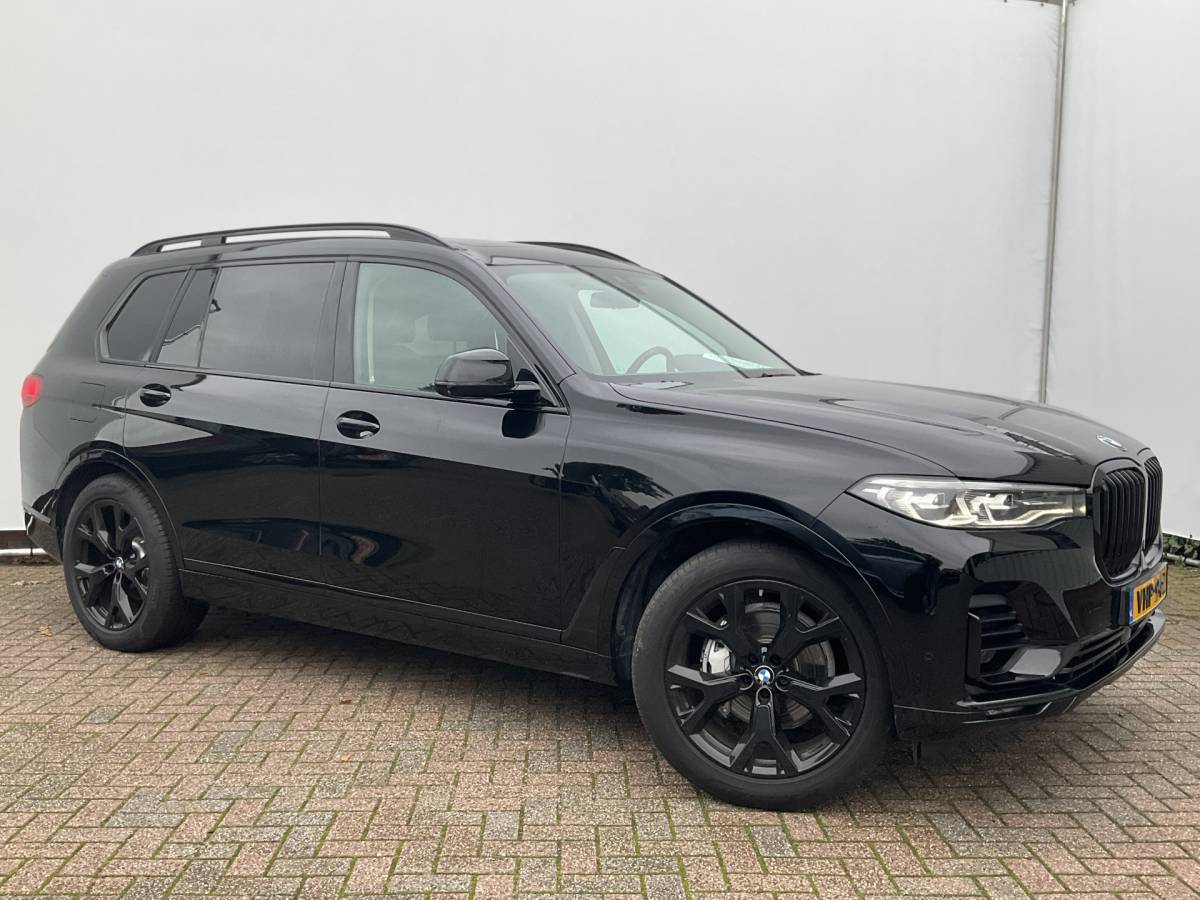 BMW  BMW X7 xDrive 30D VAN High Executive Pano.dak Leer Trekhaak Grijskenteken