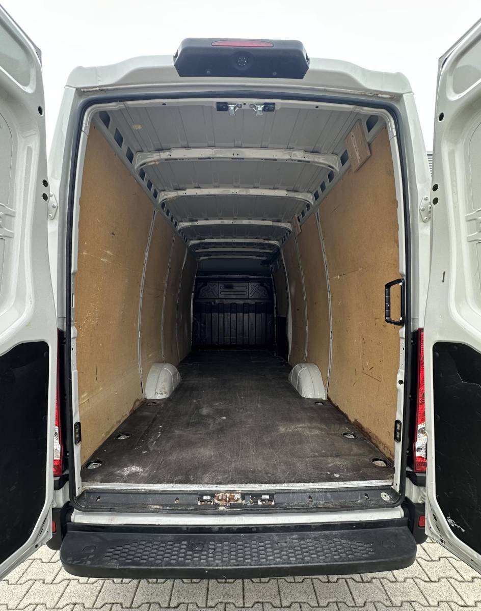Iveco Daily Iveco Daily 35S14V 2.3 410L L4H2 SUPER LANG