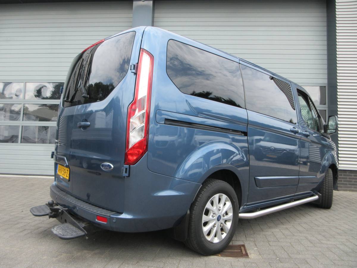 Ford Transit Custom Ford TRANSIT CUSTOM L1H1 130pk, Autmaat, DC, dubbel cabine, Airco, Navigatie, Camera.