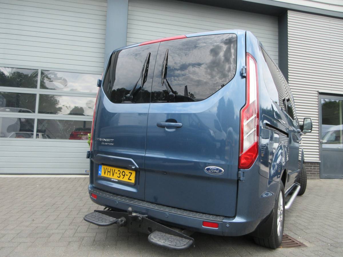 Ford Transit Custom Ford TRANSIT CUSTOM L1H1 130pk, Autmaat, DC, dubbel cabine, Airco, Navigatie, Camera.