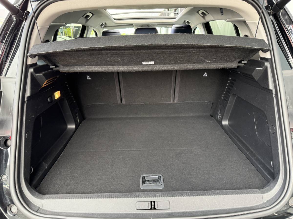 Citroën C5 Aircross Citroën C5 Aircross BWJ 2024 1.6 Plug-in Hybrid 225pk Plus TREKHAAK | PANO | LEDER | 360 CAMERA | ADAPTIVE CRUISE | KEYLESS | DODE HOEK | STOELVERW. | ELEKTR. STOELEN | ELEKTR. ACHTERKLEP | CARPLAY + ANDROID | NAVI | CLIMA | LMV | PDC