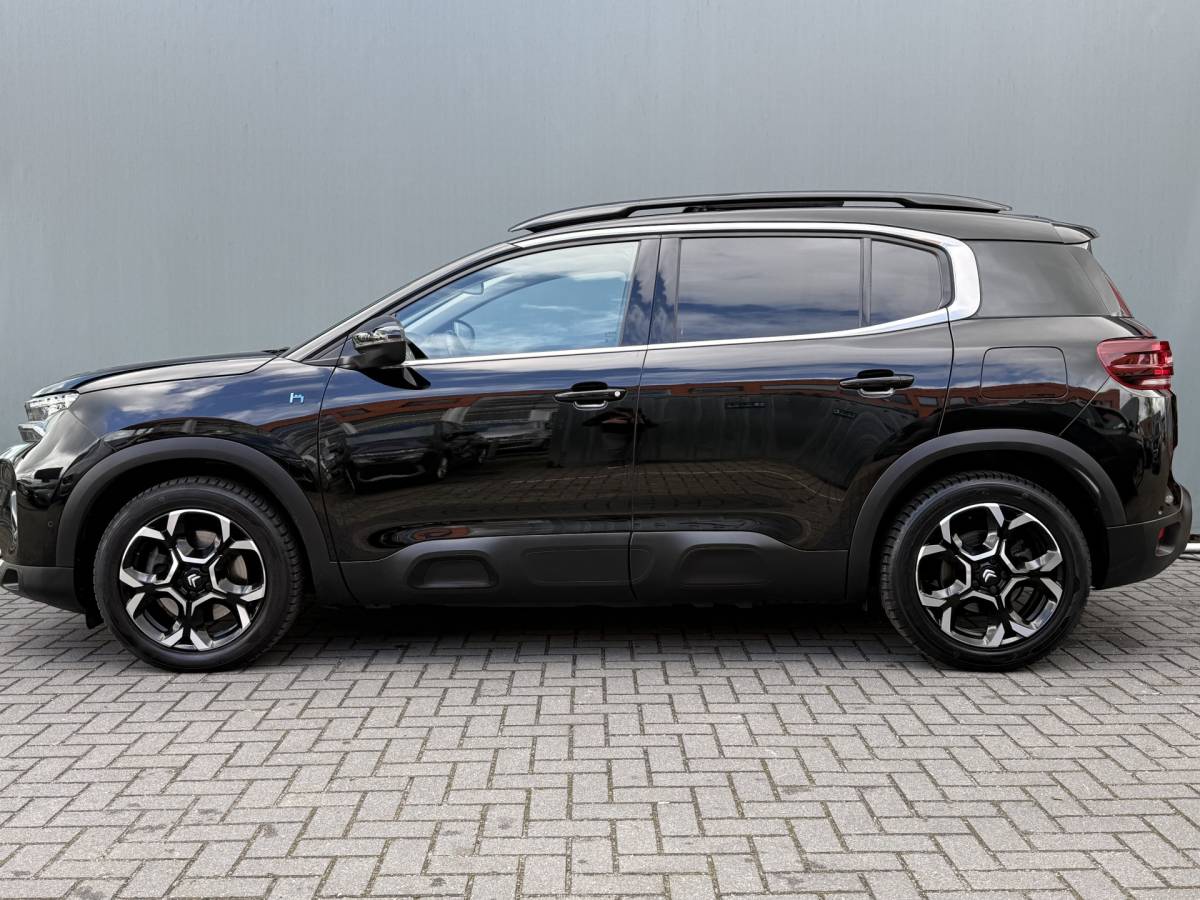 Citroën C5 Aircross Citroën C5 Aircross BWJ 2024 1.6 Plug-in Hybrid 225pk Plus TREKHAAK | PANO | LEDER | 360 CAMERA | ADAPTIVE CRUISE | KEYLESS | DODE HOEK | STOELVERW. | ELEKTR. STOELEN | ELEKTR. ACHTERKLEP | CARPLAY + ANDROID | NAVI | CLIMA | LMV | PDC