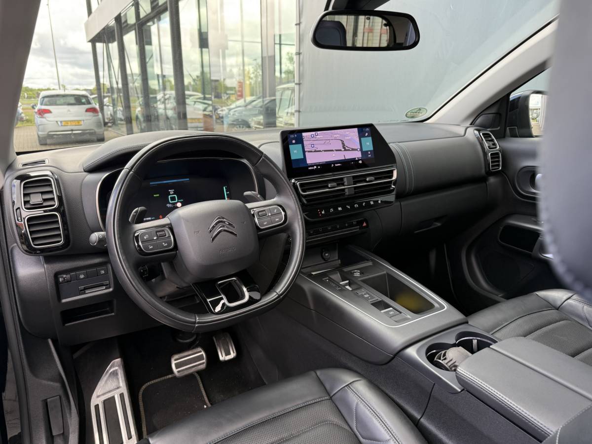 Citroën C5 Aircross Citroën C5 Aircross BWJ 2024 1.6 Plug-in Hybrid 225pk Plus TREKHAAK | PANO | LEDER | 360 CAMERA | ADAPTIVE CRUISE | KEYLESS | DODE HOEK | STOELVERW. | ELEKTR. STOELEN | ELEKTR. ACHTERKLEP | CARPLAY + ANDROID | NAVI | CLIMA | LMV | PDC