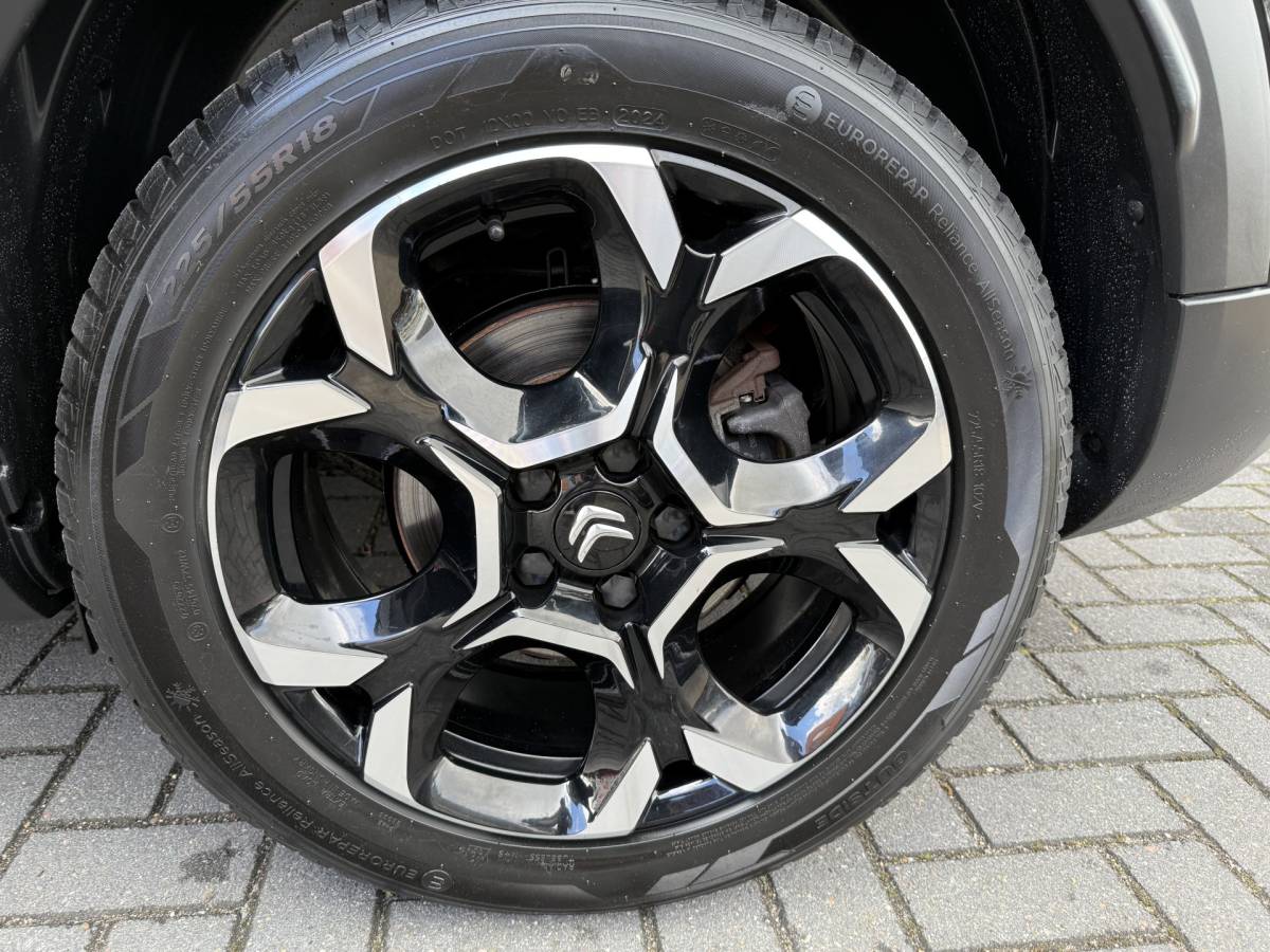 Citroën C5 Aircross Citroën C5 Aircross BWJ 2024 1.6 Plug-in Hybrid 225pk Plus TREKHAAK | PANO | LEDER | 360 CAMERA | ADAPTIVE CRUISE | KEYLESS | DODE HOEK | STOELVERW. | ELEKTR. STOELEN | ELEKTR. ACHTERKLEP | CARPLAY + ANDROID | NAVI | CLIMA | LMV | PDC