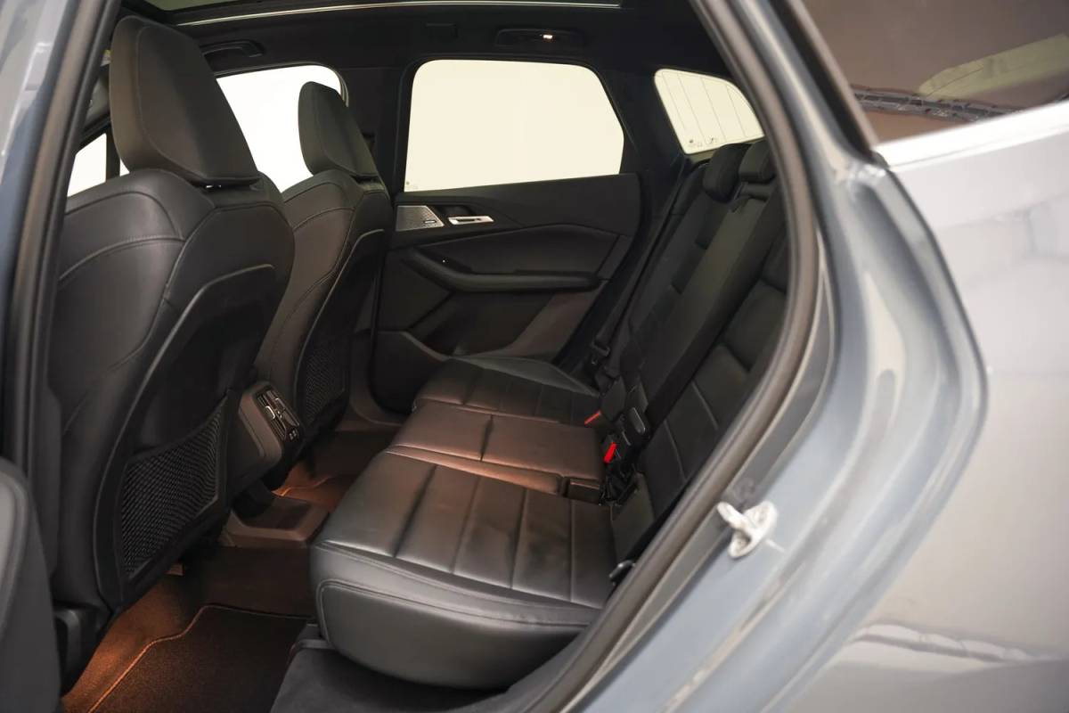 BMW 2 Serie BMW 2-serie Active Tourer 218i M Sport Aut. [ Panoramadak Leder HUD Harman/Kardon ]