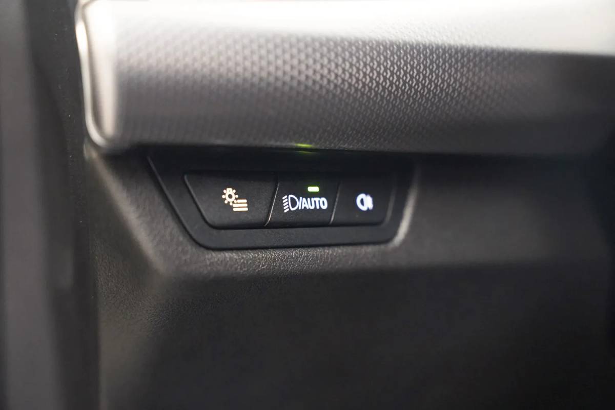 BMW 2 Serie BMW 2-serie Active Tourer 218i M Sport Aut. [ Panoramadak Leder HUD Harman/Kardon ]