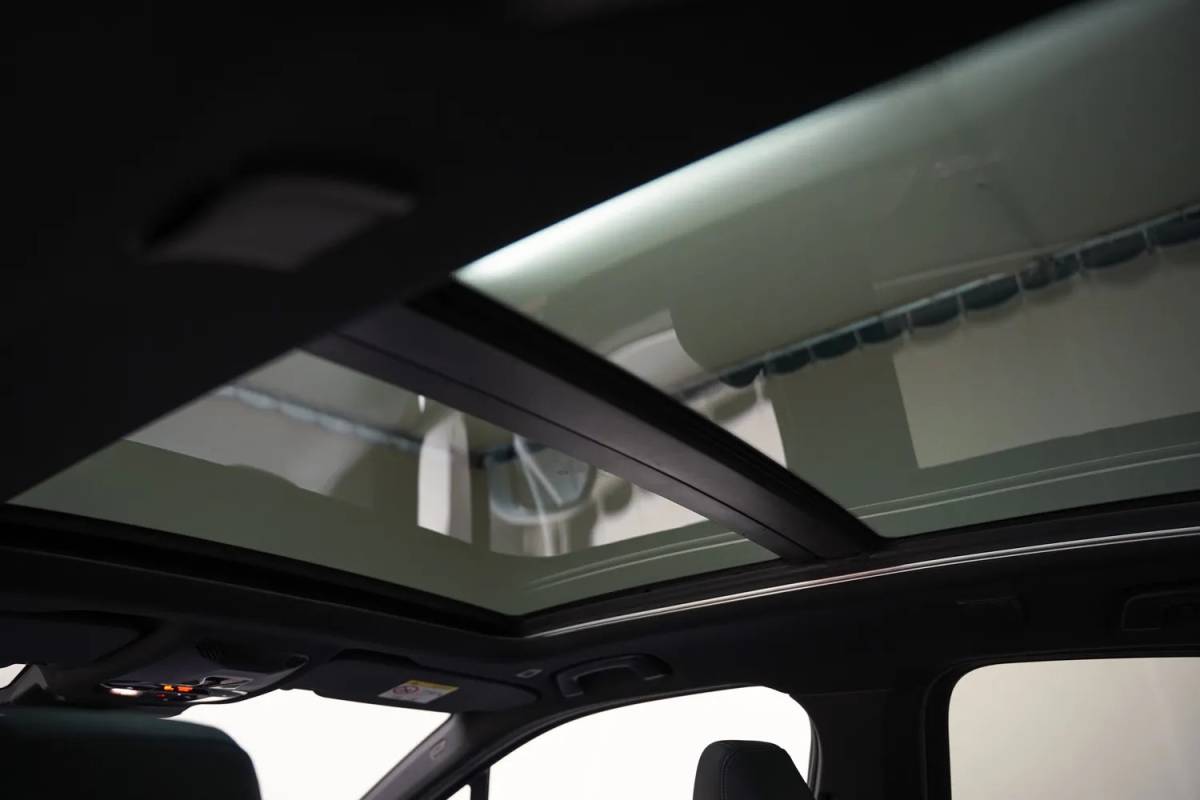 BMW 2 Serie BMW 2-serie Active Tourer 218i M Sport Aut. [ Panoramadak Leder HUD Harman/Kardon ]