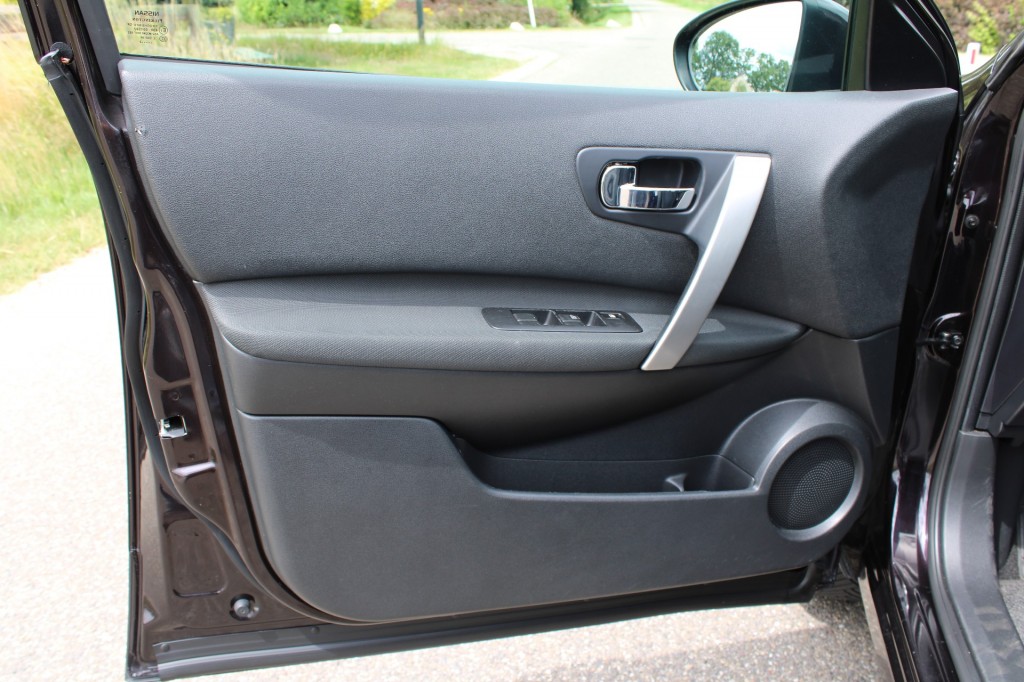 Nissan QASHQAI Nissan Qashqai 1.6 117pk Automaat Acenta ECC/Cruise/PDC/Trekhaak