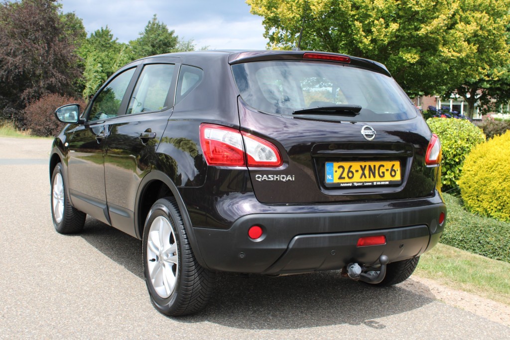 Nissan QASHQAI Nissan Qashqai 1.6 117pk Automaat Acenta ECC/Cruise/PDC/Trekhaak