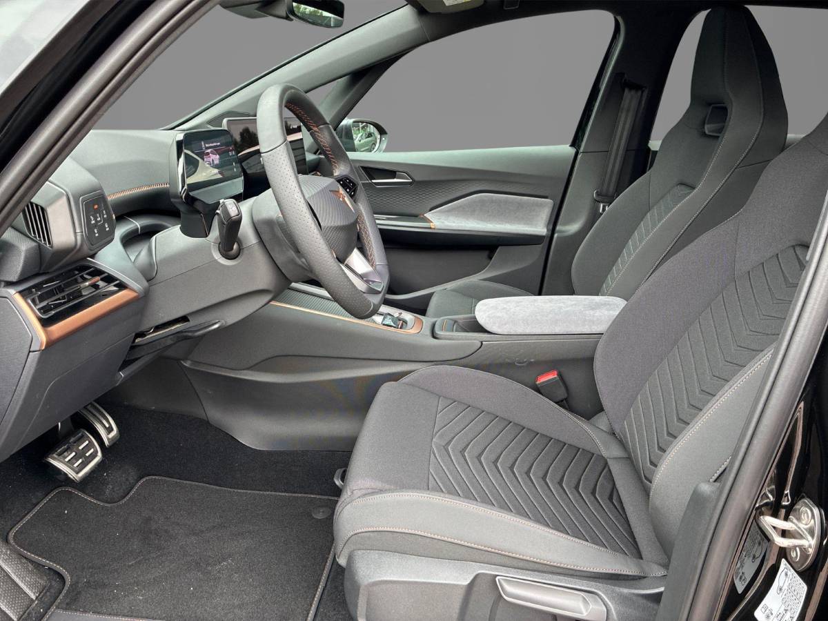 CUPRA Born CUPRA Born Business Limited 84 kWh 231 PK l 593 KM WLTP Range