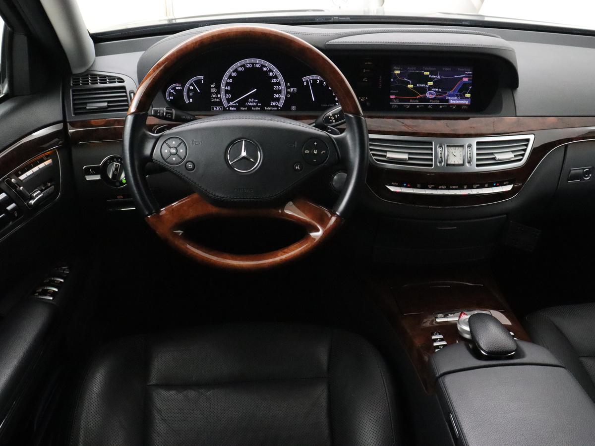 Mercedes-Benz S-Klasse Mercedes-Benz S-klasse 450 Prestige Plus | Schuifdak | Stoelventilatie | Youngtimer | Trekhaak | Adaptive cruise | Nachtzicht | Leder | Massage | Standkachel | Multicontourstoelen | Keyless | Camera | Memory | Koelbox | AMG