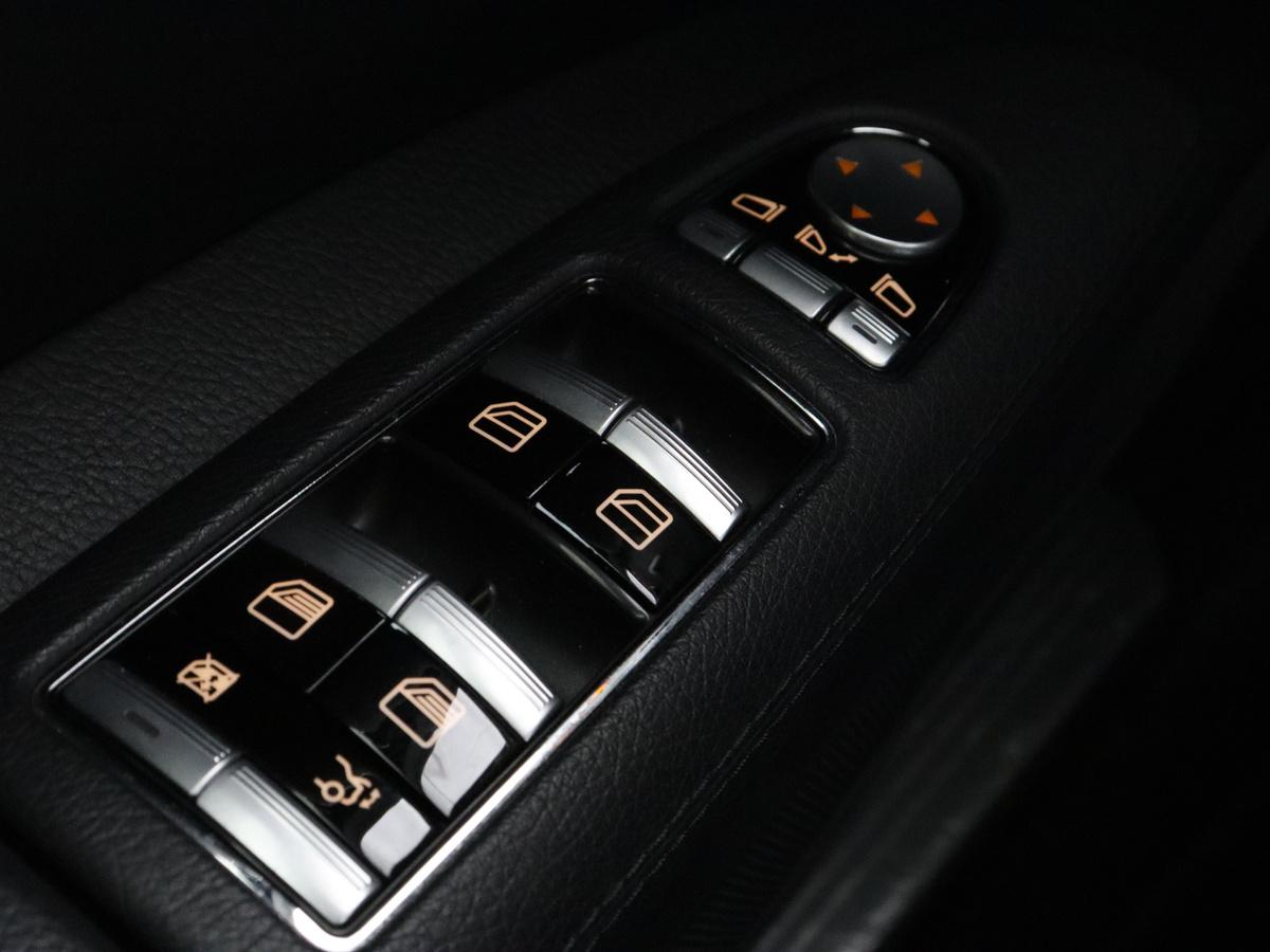 Mercedes-Benz S-Klasse Mercedes-Benz S-klasse 450 Prestige Plus | Schuifdak | Stoelventilatie | Youngtimer | Trekhaak | Adaptive cruise | Nachtzicht | Leder | Massage | Standkachel | Multicontourstoelen | Keyless | Camera | Memory | Koelbox | AMG
