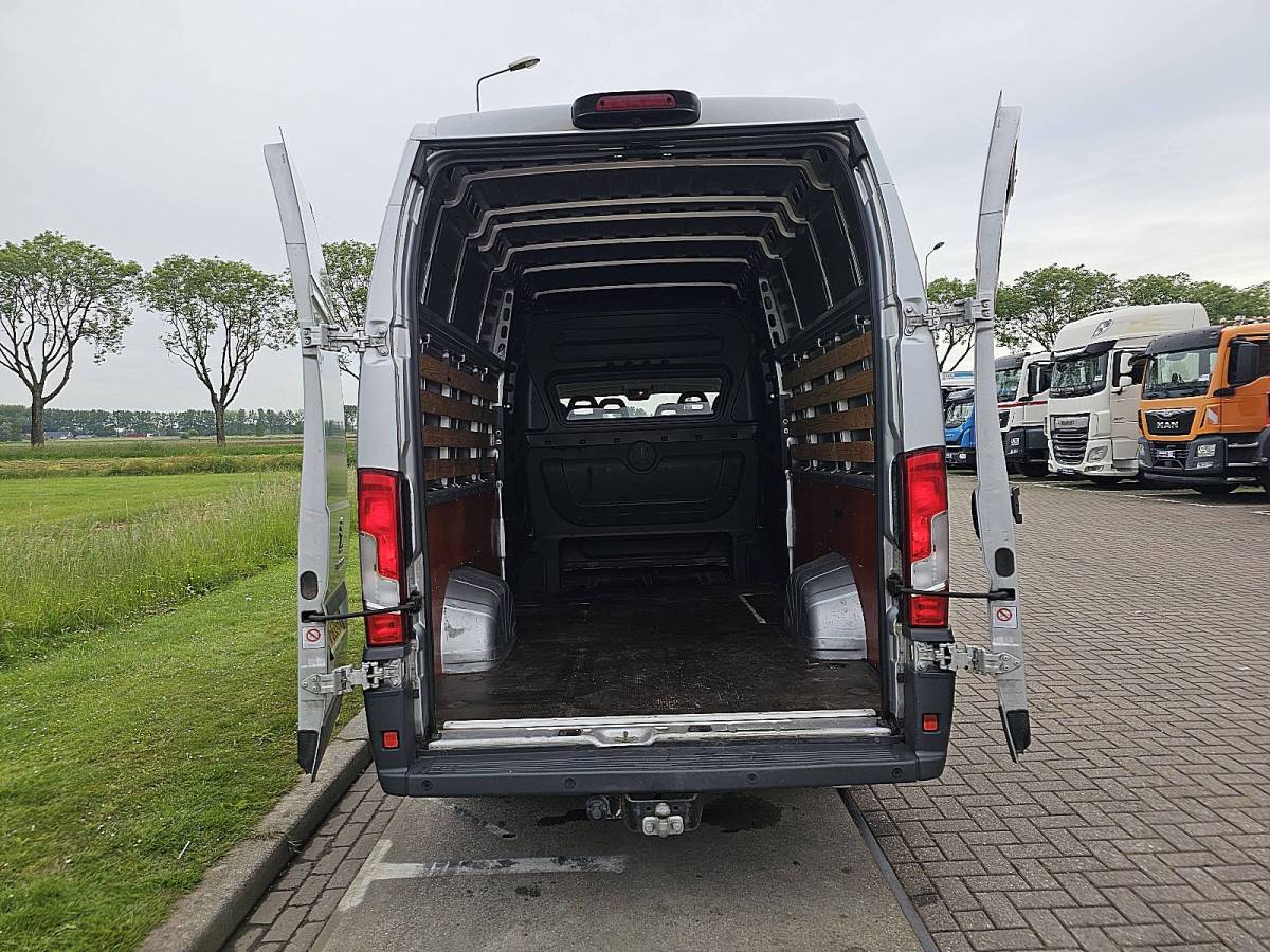 Peugeot Boxer PEUGEOT BOXER 435 dc clima euro6
