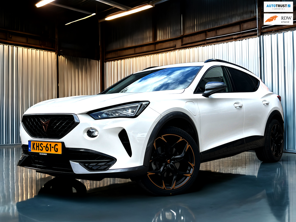 CUPRA Formentor Cupra Formentor 1.4 TSI e-Hybrid Essential 19”LMV_Cam_Stuurverw_Carplay
