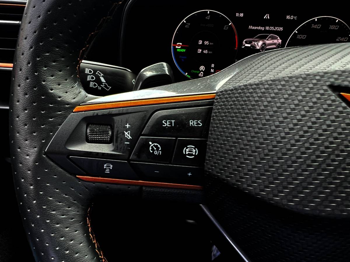 CUPRA Formentor Cupra Formentor 1.4 TSI e-Hybrid Essential 19”LMV_Cam_Stuurverw_Carplay
