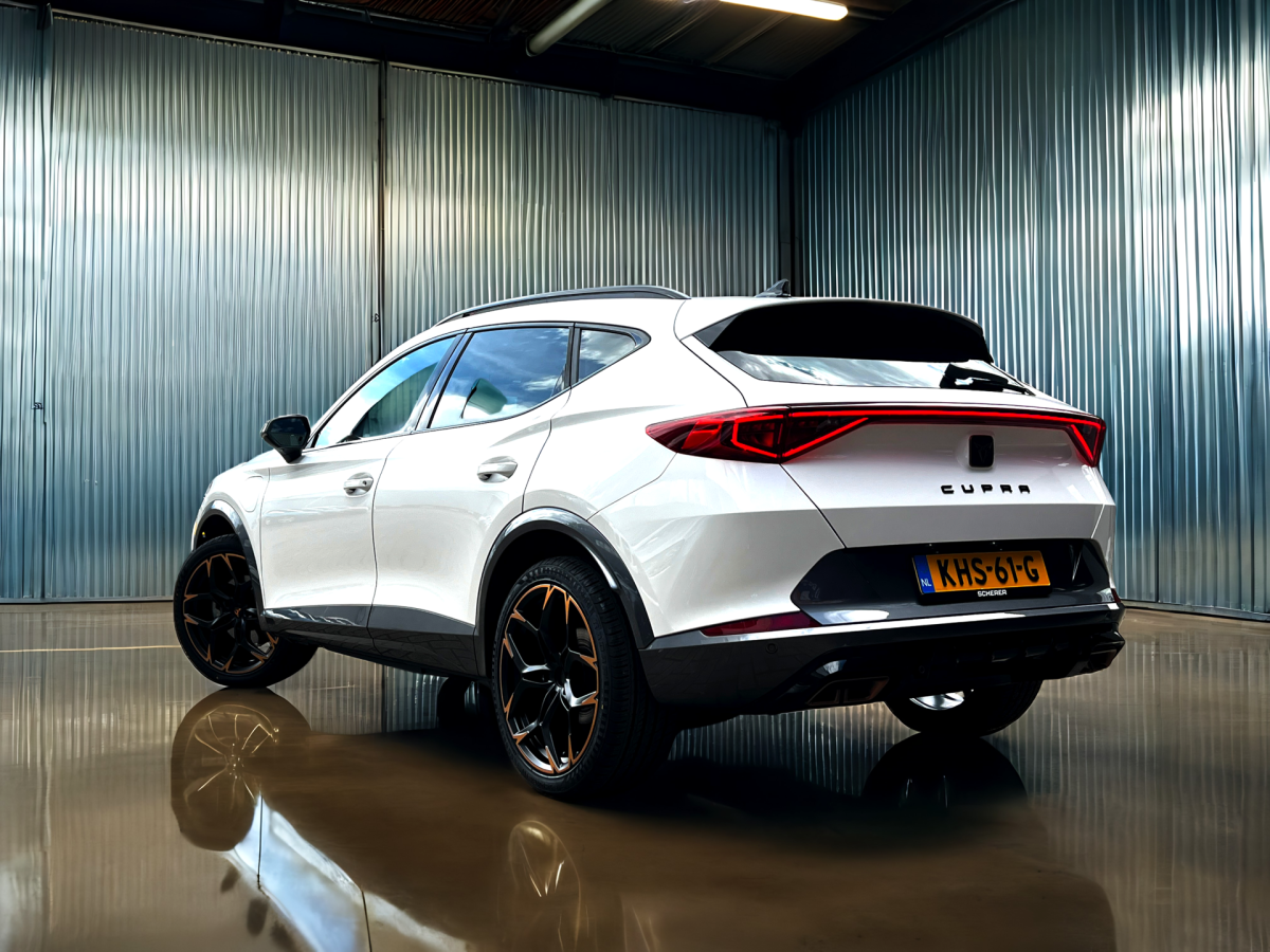 CUPRA Formentor Cupra Formentor 1.4 TSI e-Hybrid Essential 19”LMV_Cam_Stuurverw_Carplay