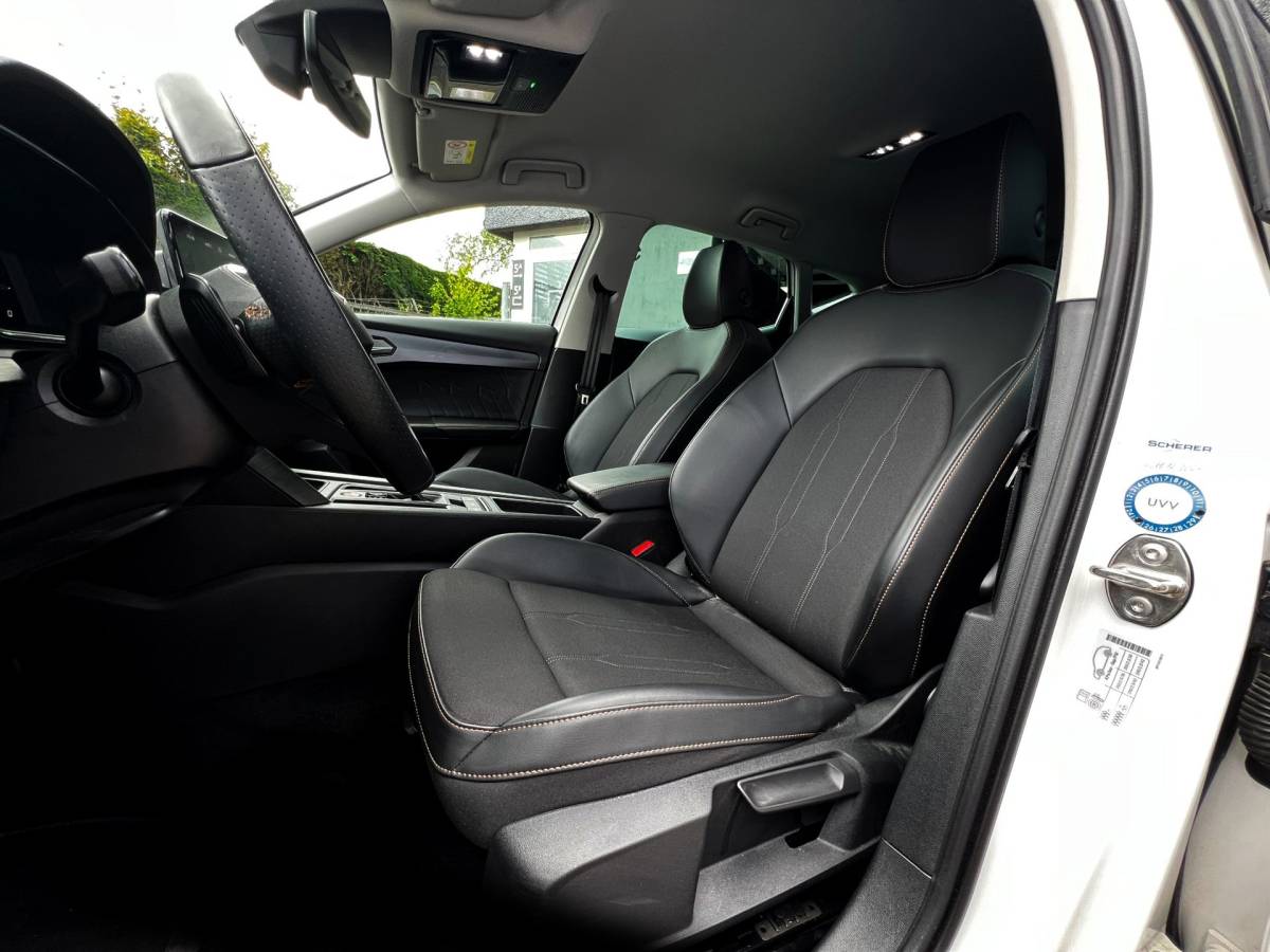 CUPRA Formentor Cupra Formentor 1.4 TSI e-Hybrid Essential 19”LMV_Cam_Stuurverw_Carplay