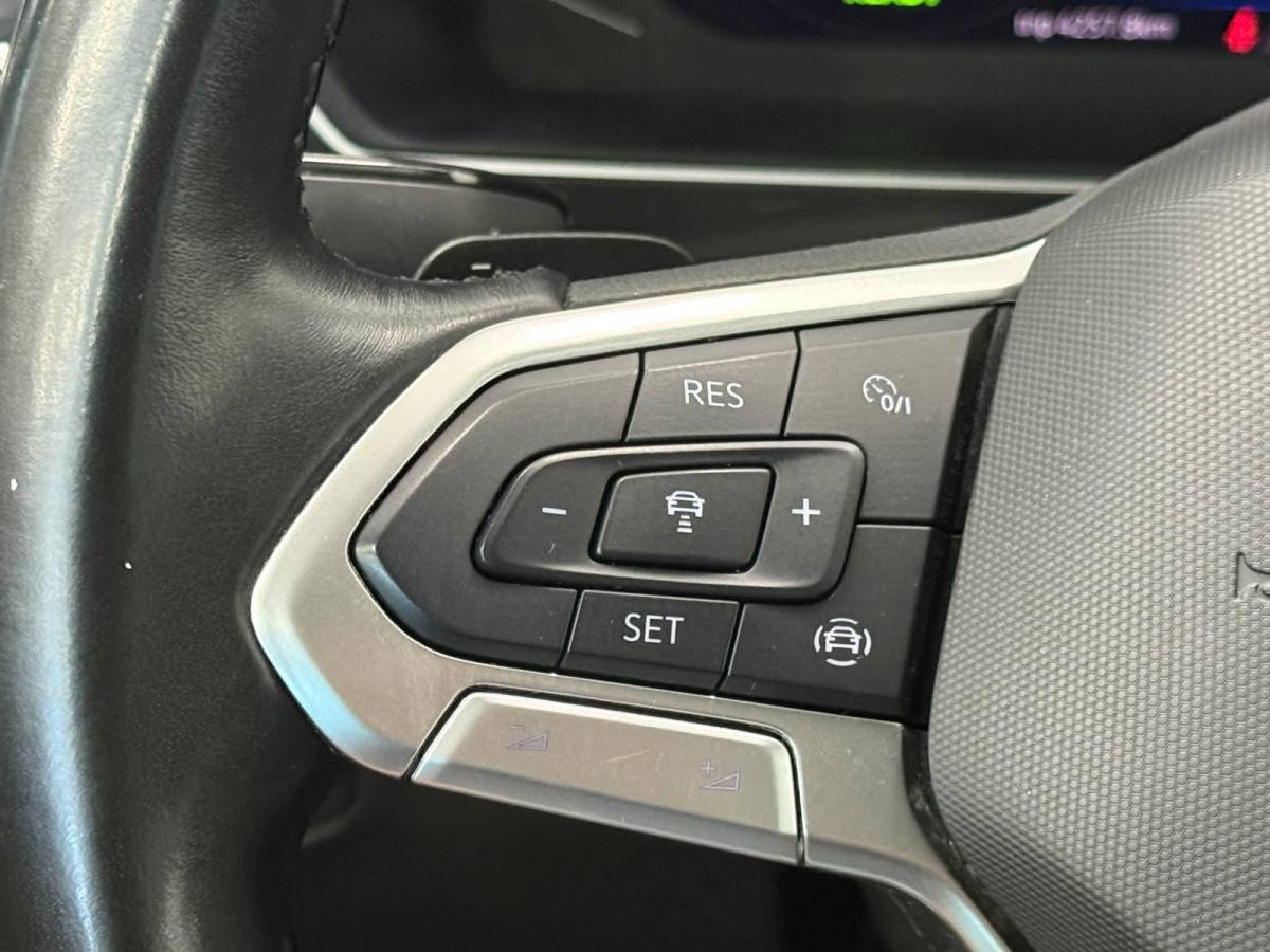 Volkswagen Tiguan Volkswagen Tiguan 1.4 TSI e-Hybrid PHEV Automaat 245 pk Life SoH 91 % Navigatie  Discover Trekhaak Media ACC Camera Trekhaak Digital Cockpit 3-zone Climatronic CarPlay DAB+ LED