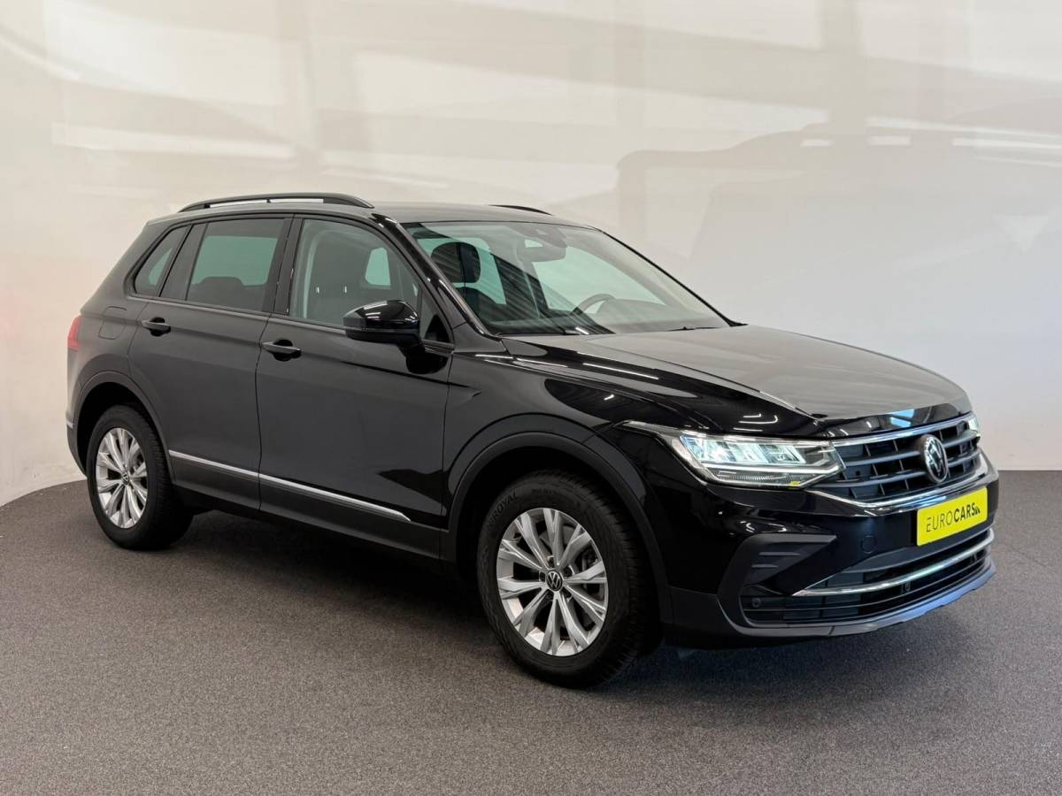 Volkswagen Tiguan Volkswagen Tiguan 1.4 TSI e-Hybrid PHEV Automaat 245 pk Life SoH 91 % Navigatie  Discover Trekhaak Media ACC Camera Trekhaak Digital Cockpit 3-zone Climatronic CarPlay DAB+ LED