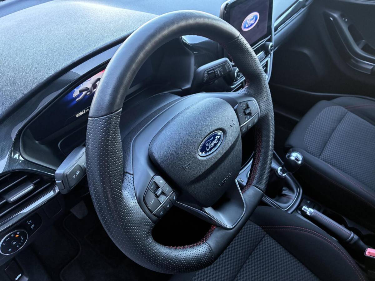 Ford Puma Ford Puma 1.0 EcoBoost Hybrid 125 PK ST-line | LED | WINTER PAKKET | 95000 KM!!!