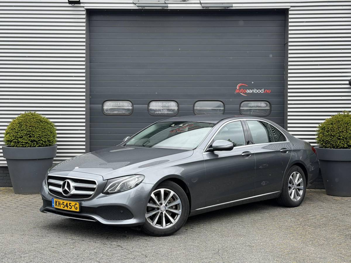 Mercedes-Benz E-Klasse Mercedes-Benz E-klasse 220 d Lease Edition | Camera | Head-Up | Widescreen | Sfeerverlichting | Navigatie |